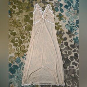 Vintage 70’s Beige Nightgown with Lace Trim